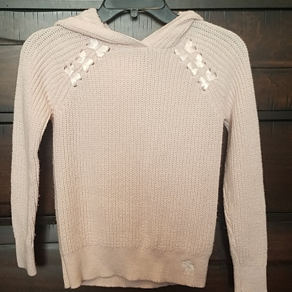Girl hooked sweater